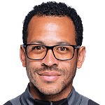  赛前围圈仪式引争议，罗塞尼尔表达失望；此事被过度解读，纯属正常团队行为。 体育新闻 赛前围圈仪式引争议，罗塞尼尔表达失望；此事被过度解读，纯属正常团队行为。 体育新闻