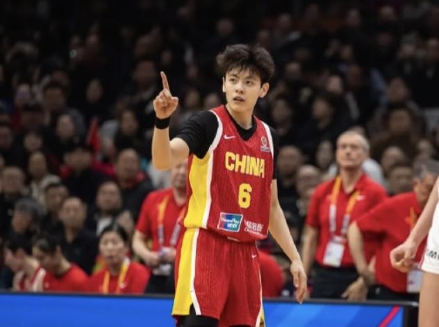  杨舒予赛后直面防守短板；球队将认真总结经验教训。 情感心理