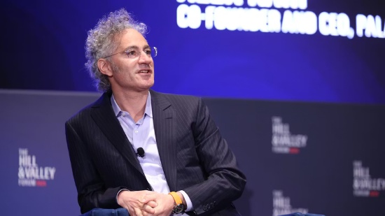  企业AI落地难题重重；Palantir为何领先OpenAI与Anthropic。 IT技术