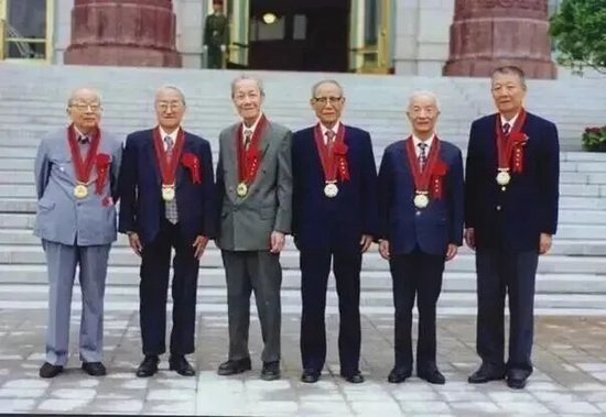  航天元勋百年华诞之际；捐助基金激励家乡学子逐梦前行。 教育招生