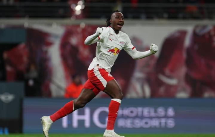  曼联夏季阵容规划遇难题；数据分析助力挖掘左边锋潜力股。 体育新闻 曼联夏季阵容规划遇难题；数据分析助力挖掘左边锋潜力股。 体育新闻