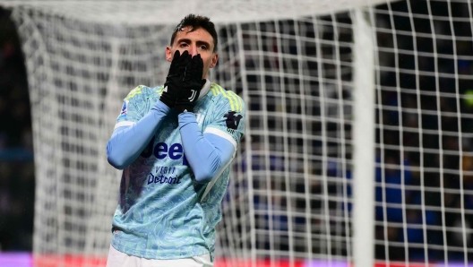  米体报道引发热议：巴萨锁定坎比亚索作为边路补强选项；尤文图斯态度坚决，除非高额报价否则难言放行。 体育新闻 米体报道引发热议：巴萨锁定坎比亚索作为边路补强选项；尤文图斯态度坚决，除非高额报价否则难言放行。 体育新闻 米体报道引发热议：巴萨锁定坎比亚索作为边路补强选项；尤文图斯态度坚决，除非高额报价否则难言放行。 体育新闻